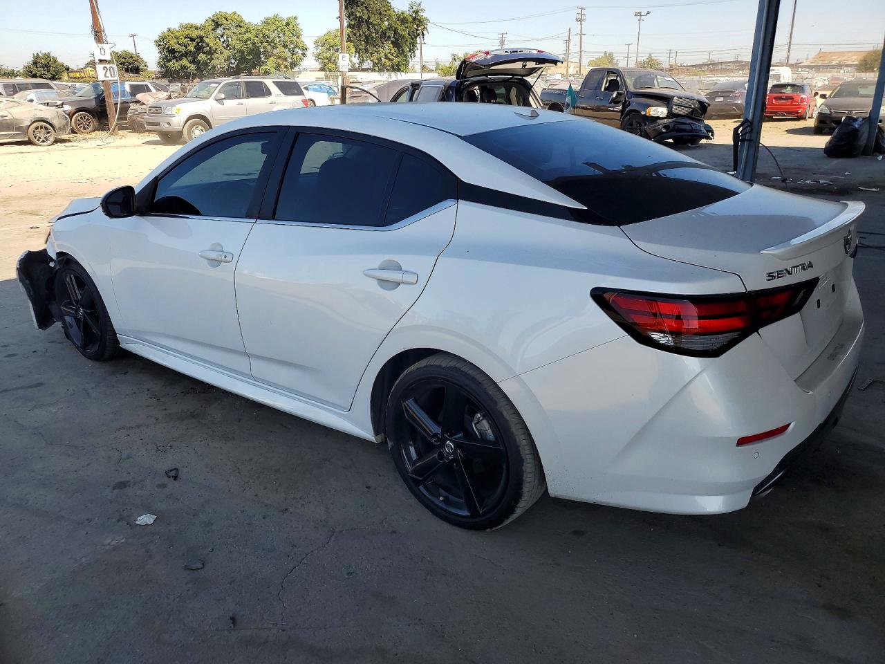 2021 NISSAN SENTRA SR — снимка 2