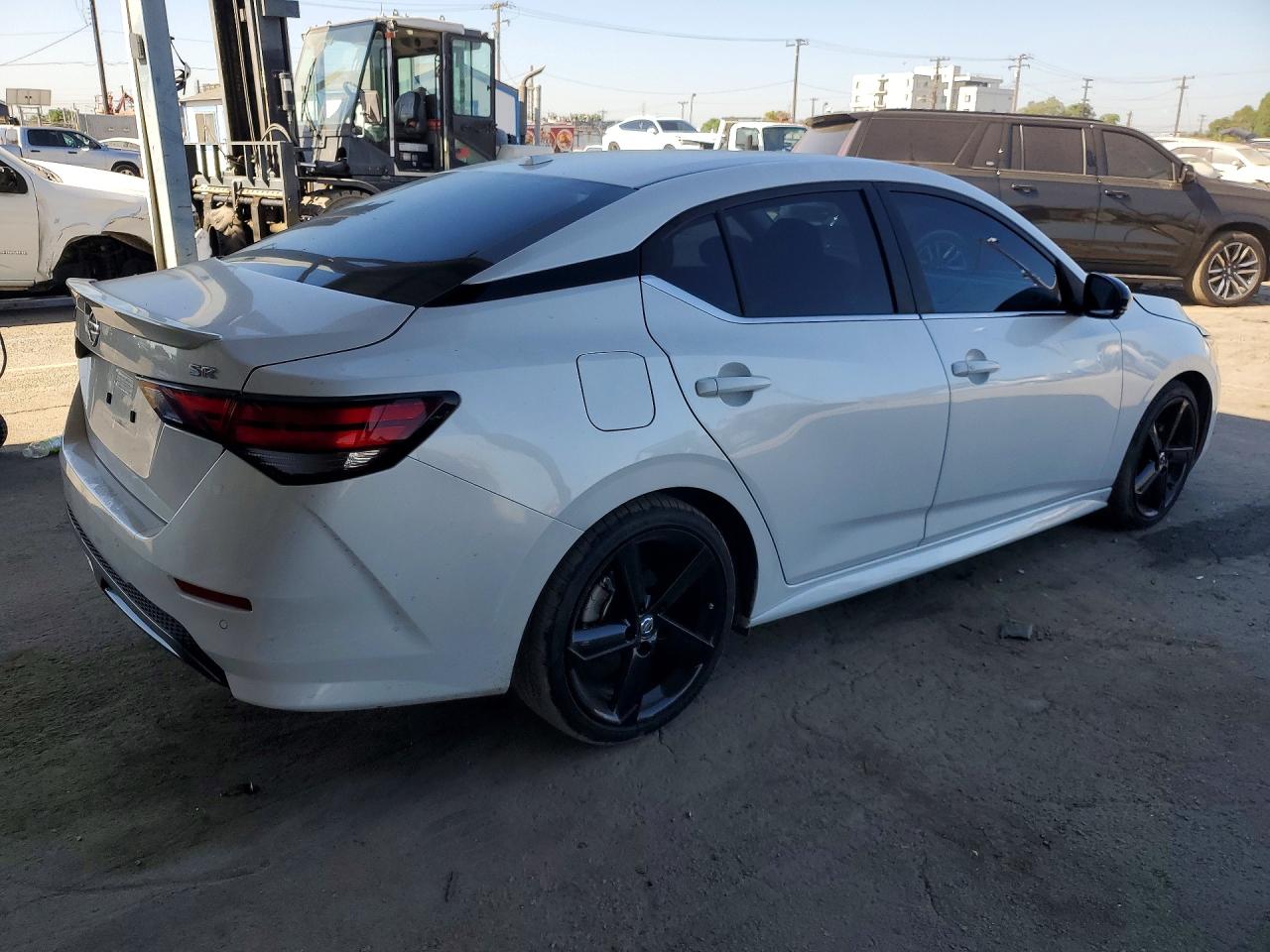 2021 NISSAN SENTRA SR — снимка 3