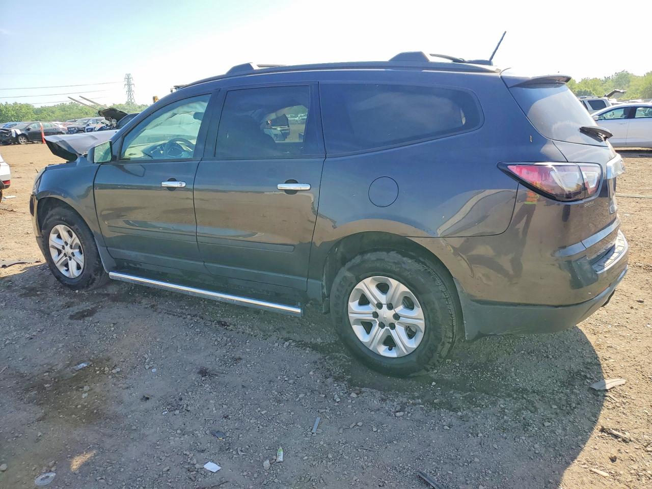 2016 CHEVROLET TRAVERSE LS — снимка 2