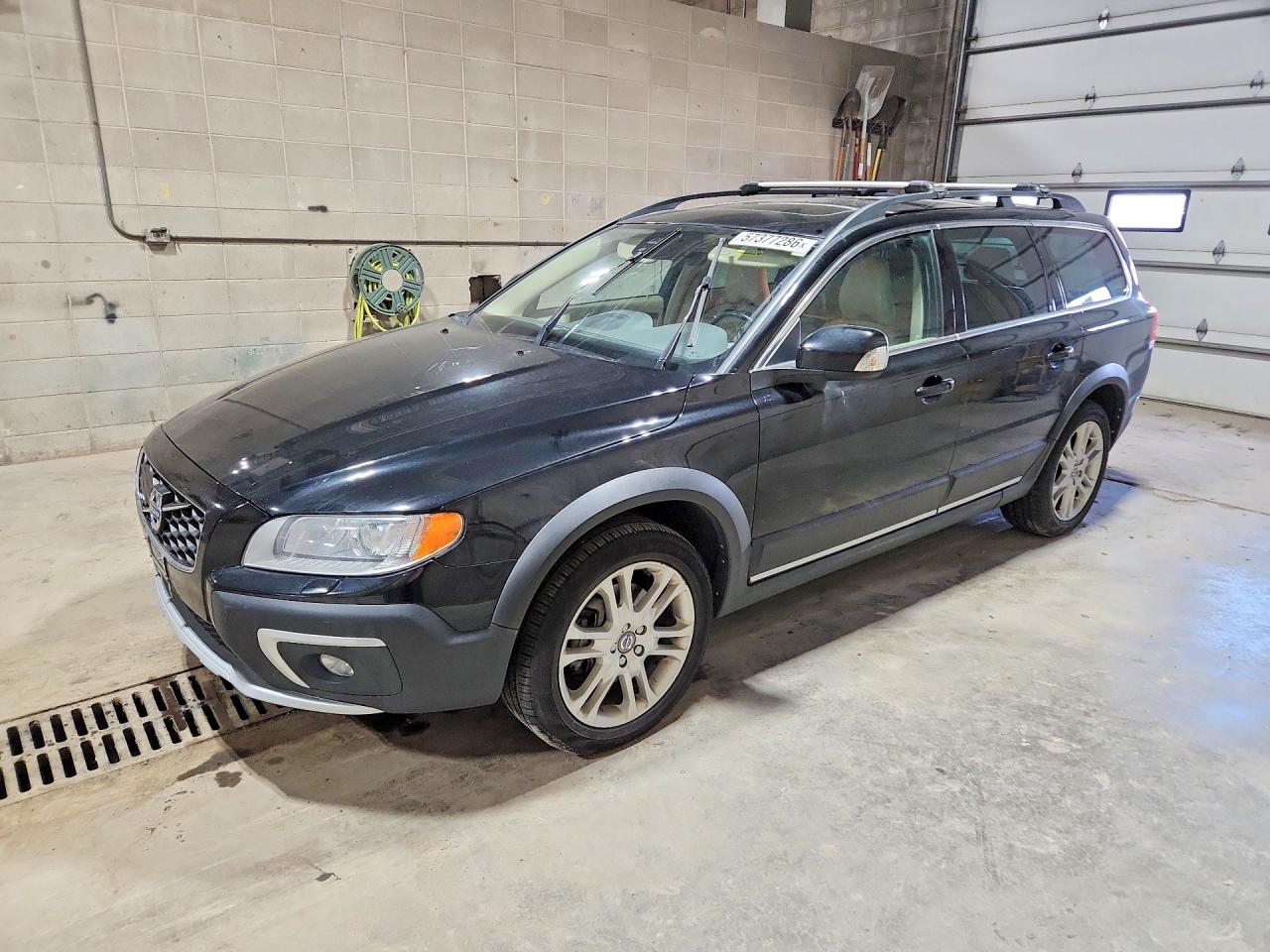 2016 VOLVO XC70 T5 PLATINUM