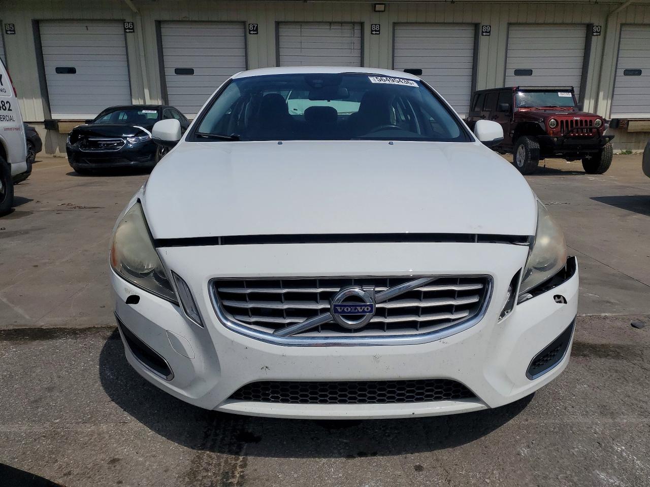 2013 VOLVO S60 T5 — снимка 5