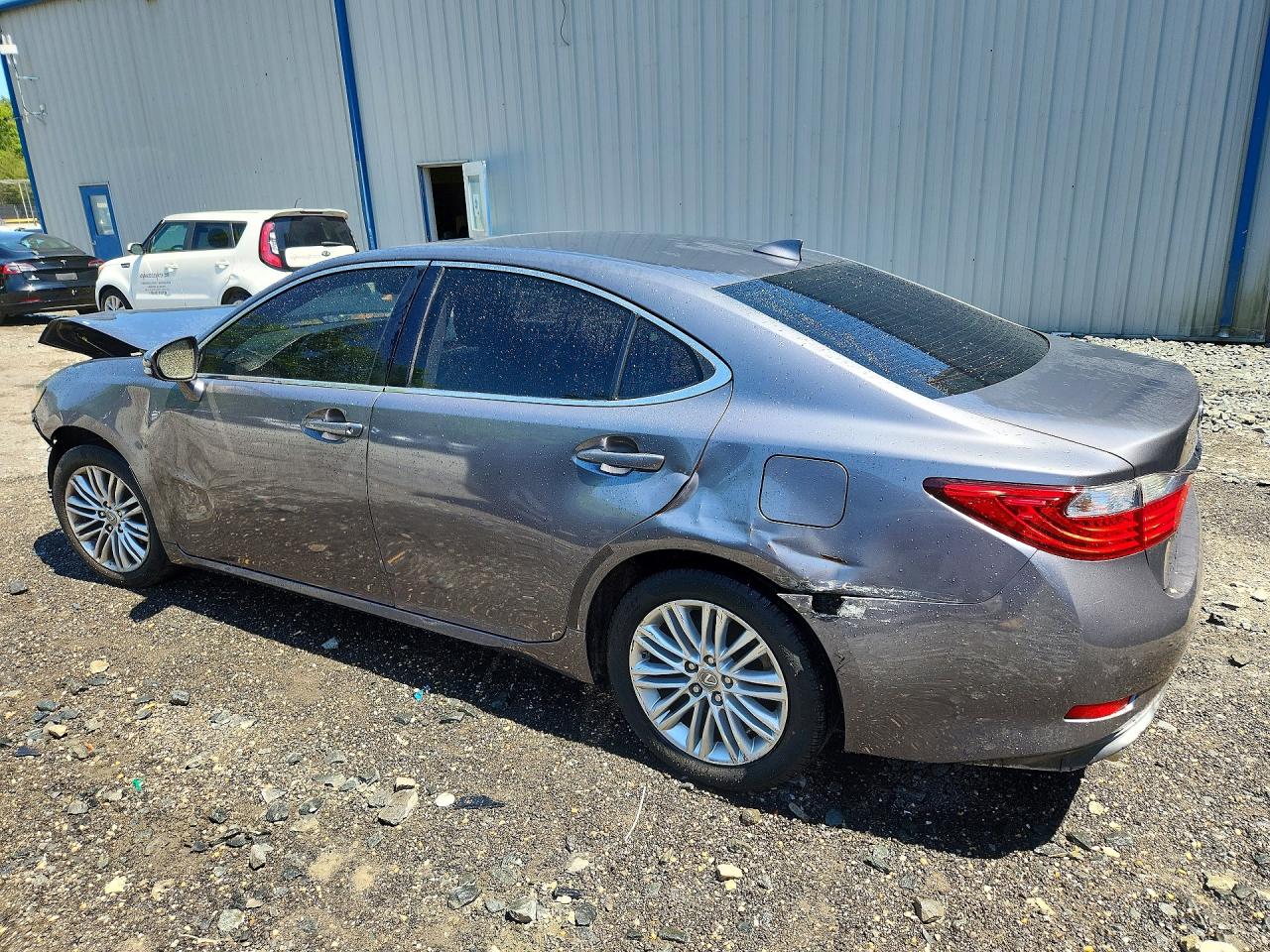 2015 LEXUS ES 350 — снимка 2