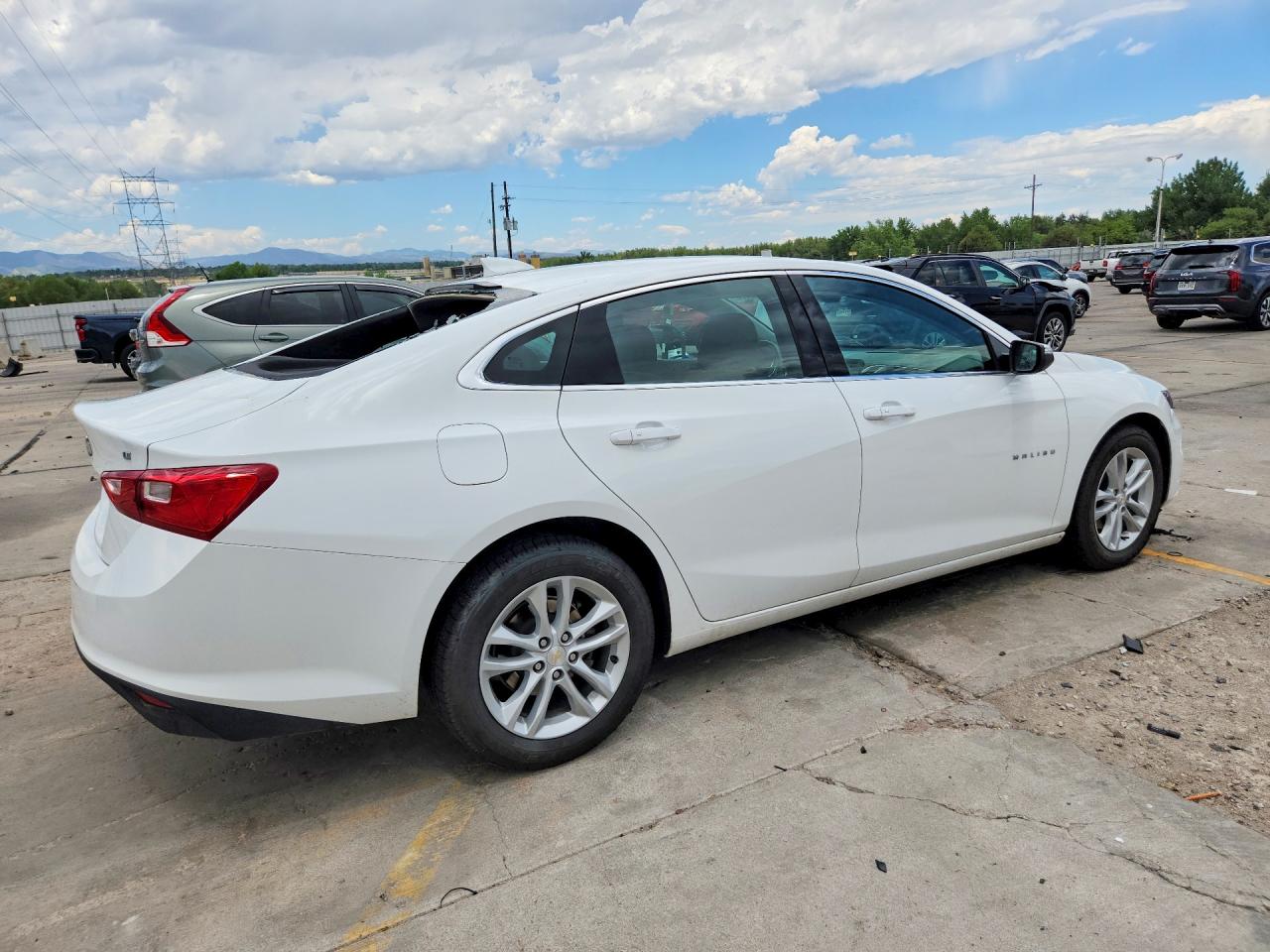 2017 CHEVROLET MALIBU LT — снимка 3