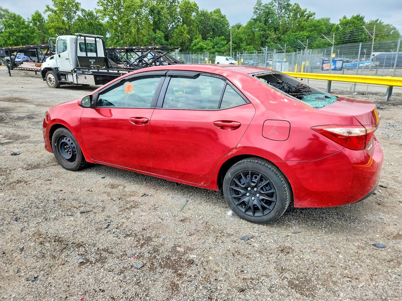 2018 TOYOTA COROLLA LE — снимка 2