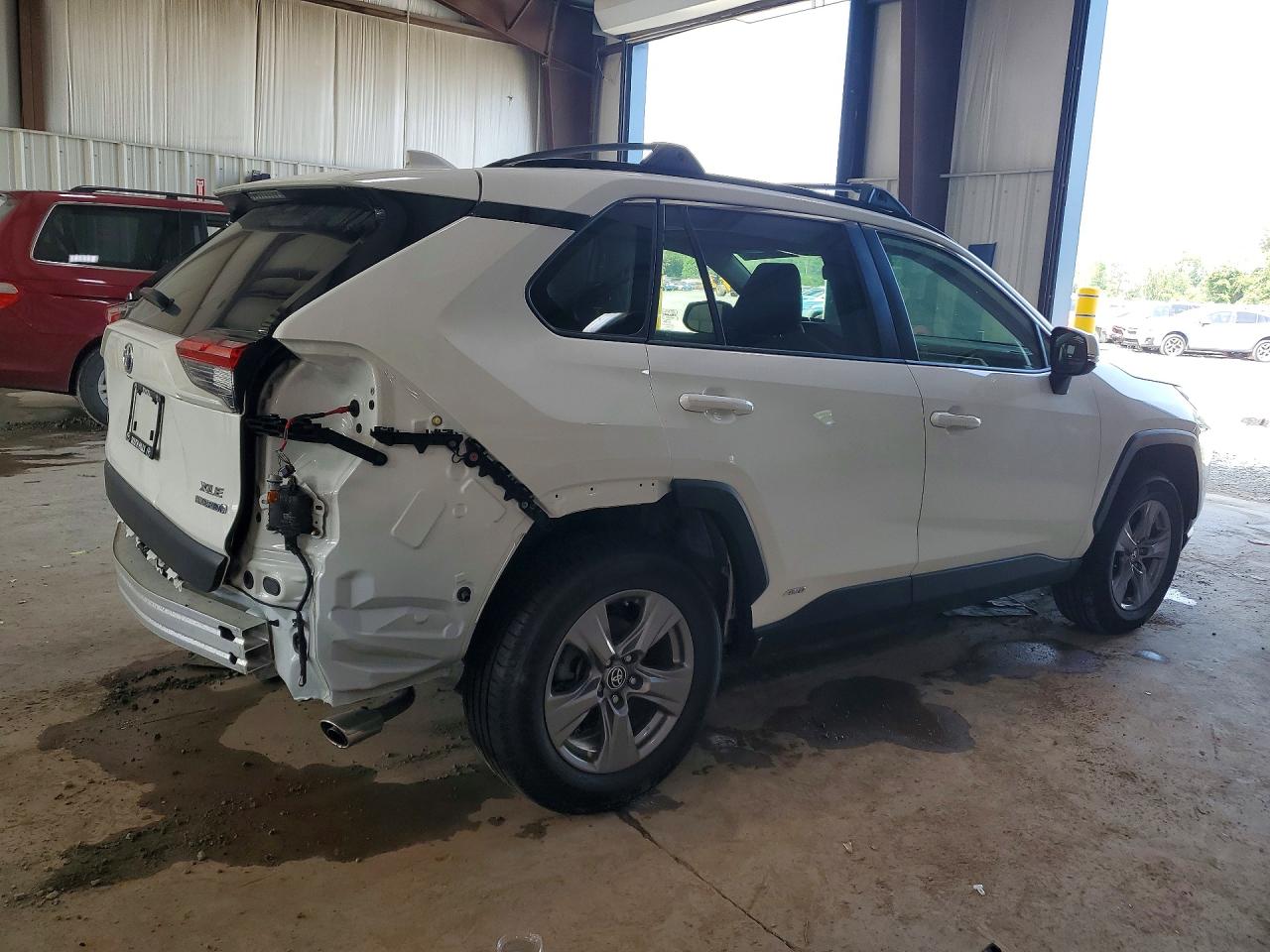2022 TOYOTA RAV4 XLE — снимка 3