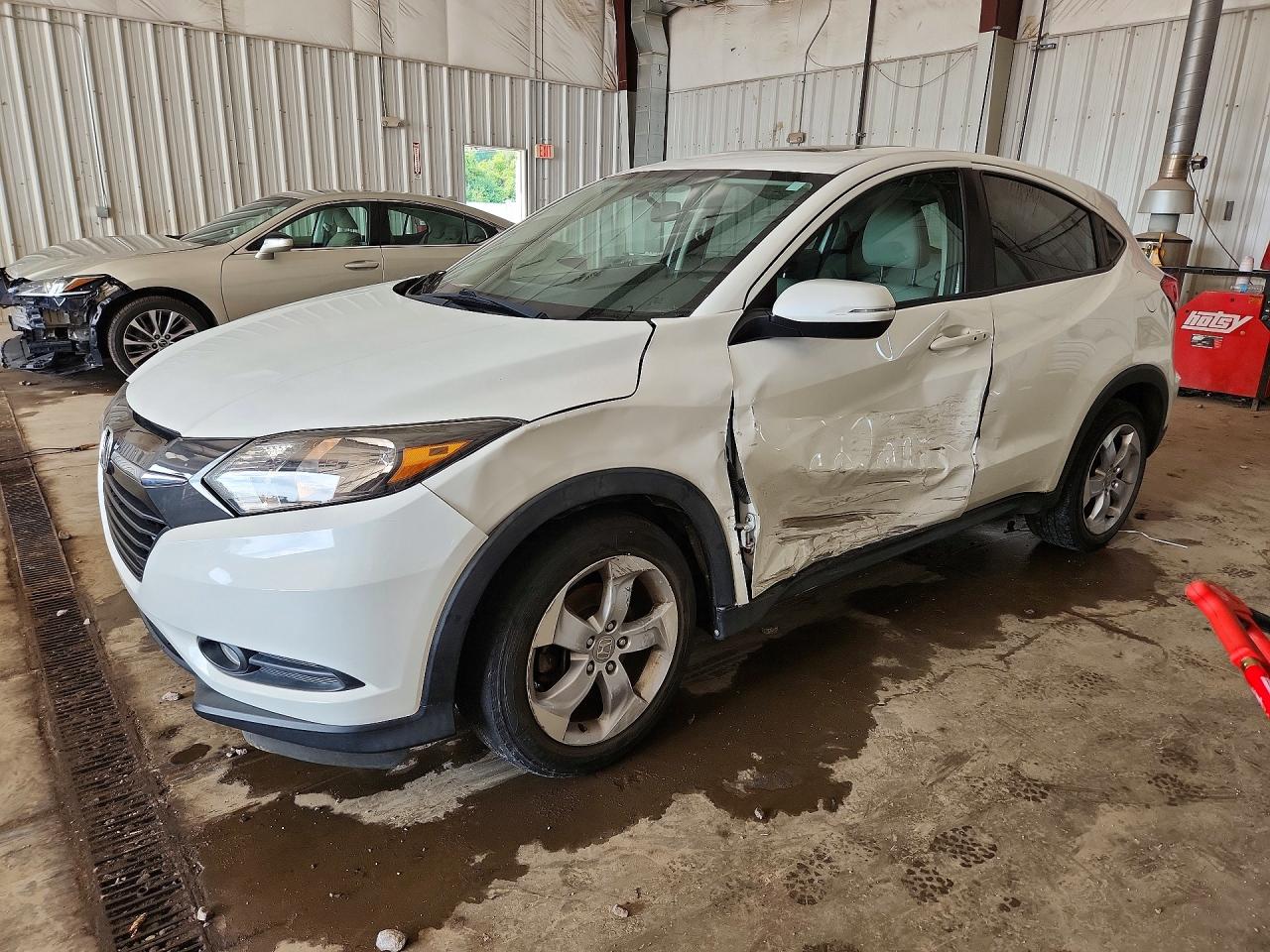 2016 HONDA HR-V EX