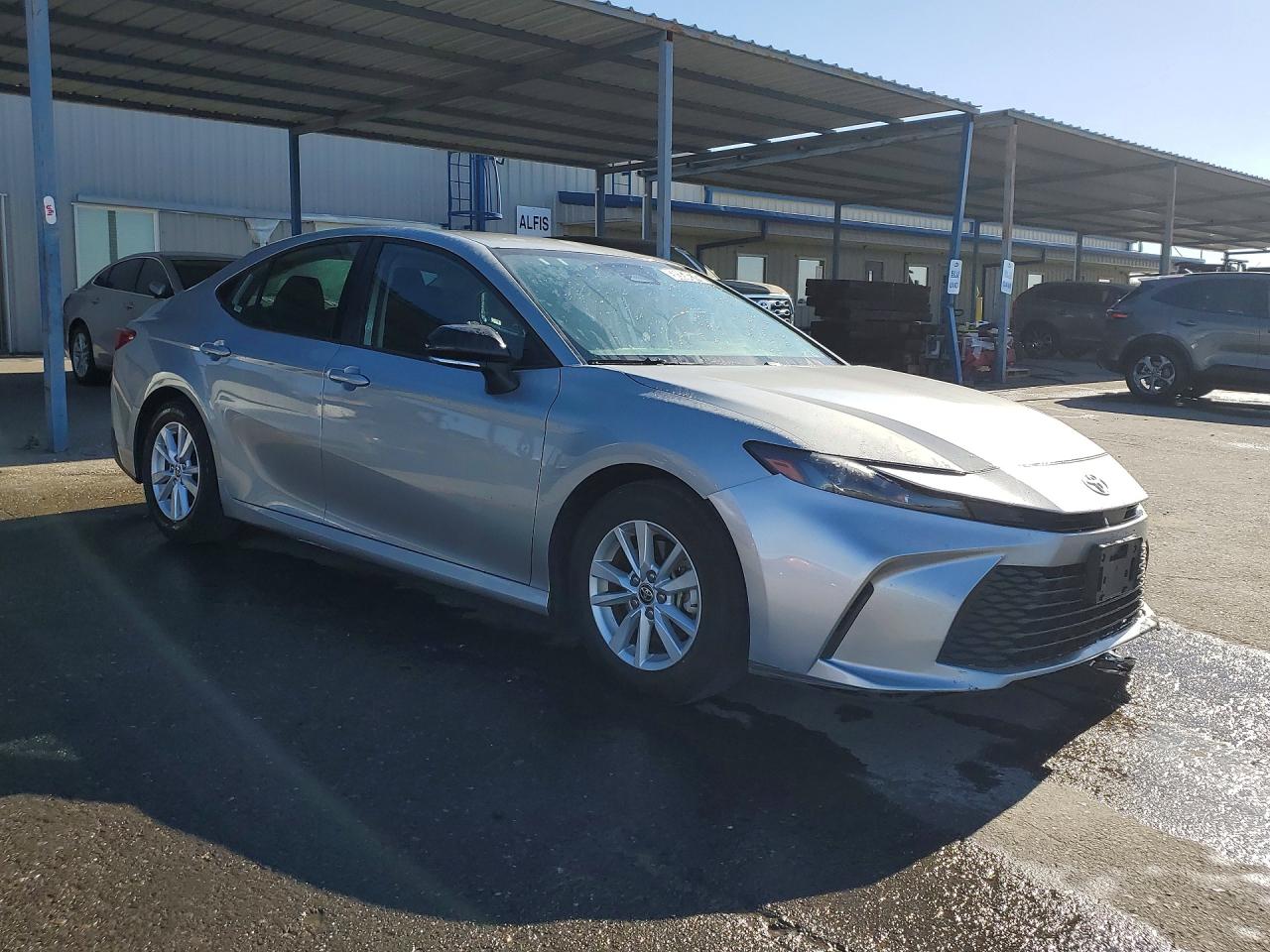 2025 TOYOTA CAMRY LE — снимка 4
