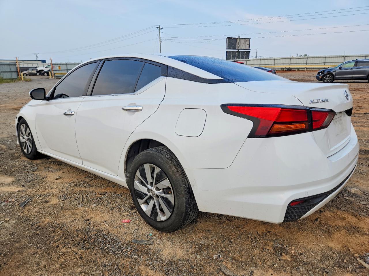 2021 NISSAN ALTIMA S — снимка 2