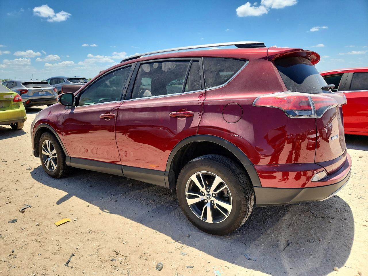 2018 TOYOTA RAV4 XLE — снимка 2