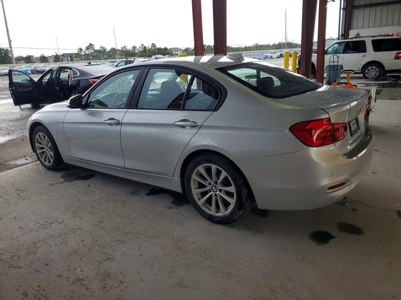 2018 BMW 320 I — снимка 2