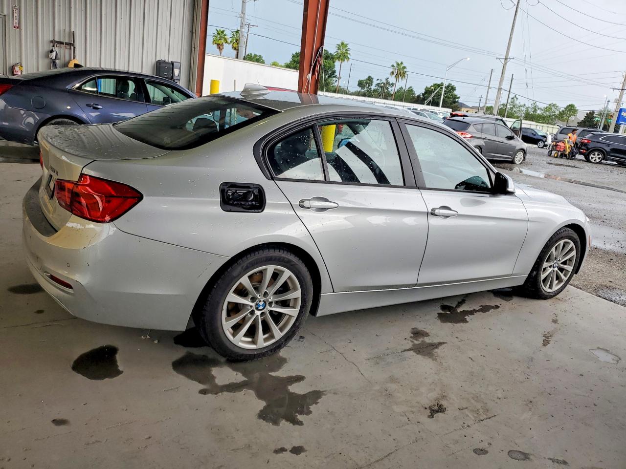 2018 BMW 320 I — снимка 3