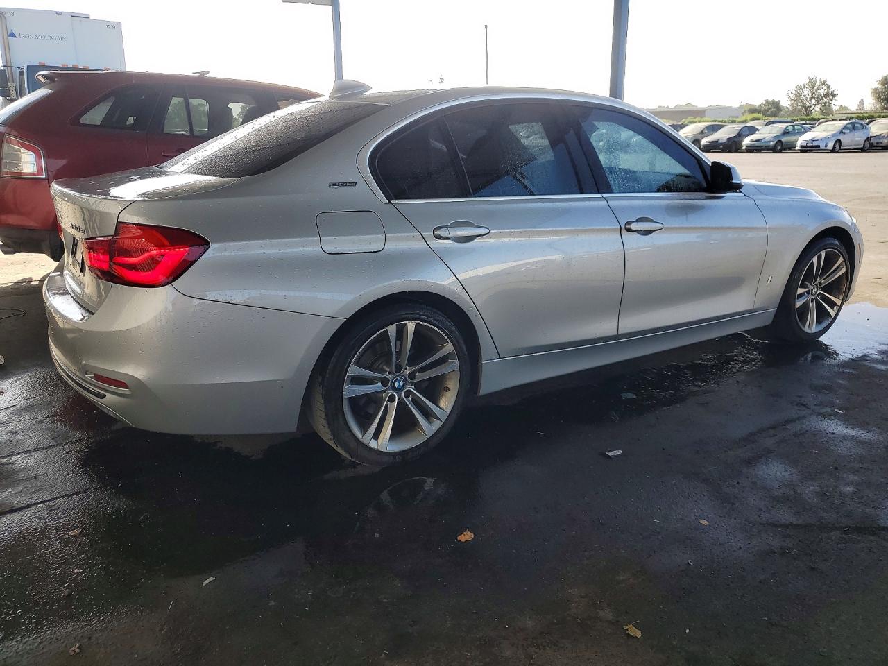 2018 BMW 330E — снимка 3