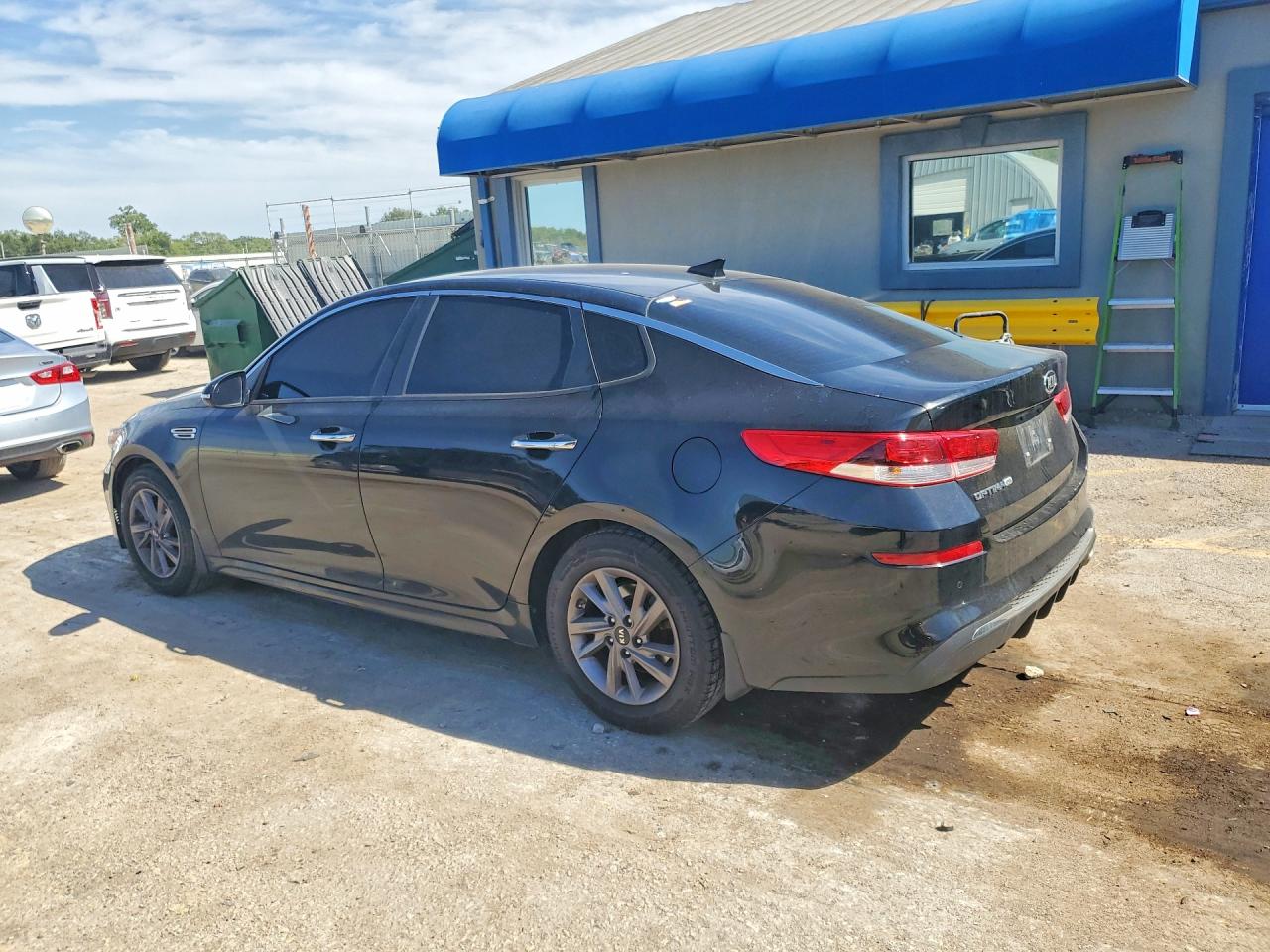 2020 KIA OPTIMA LX — снимка 2