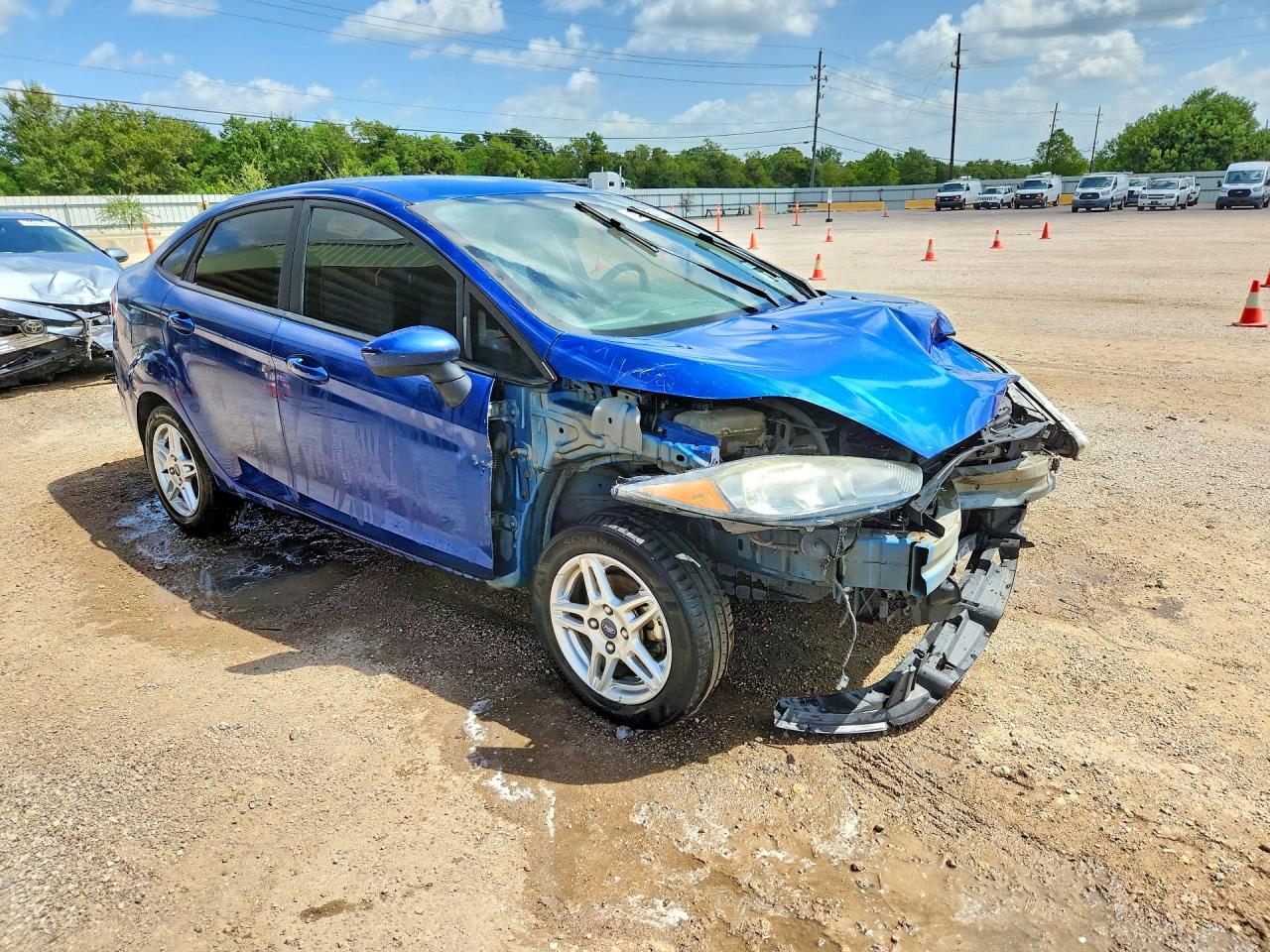 2019 FORD FIESTA SE — снимка 4