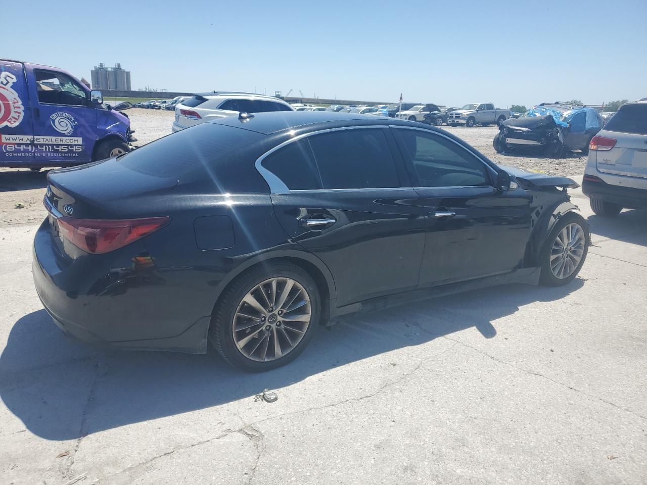 2019 INFINITI Q50 LUXE — снимка 3