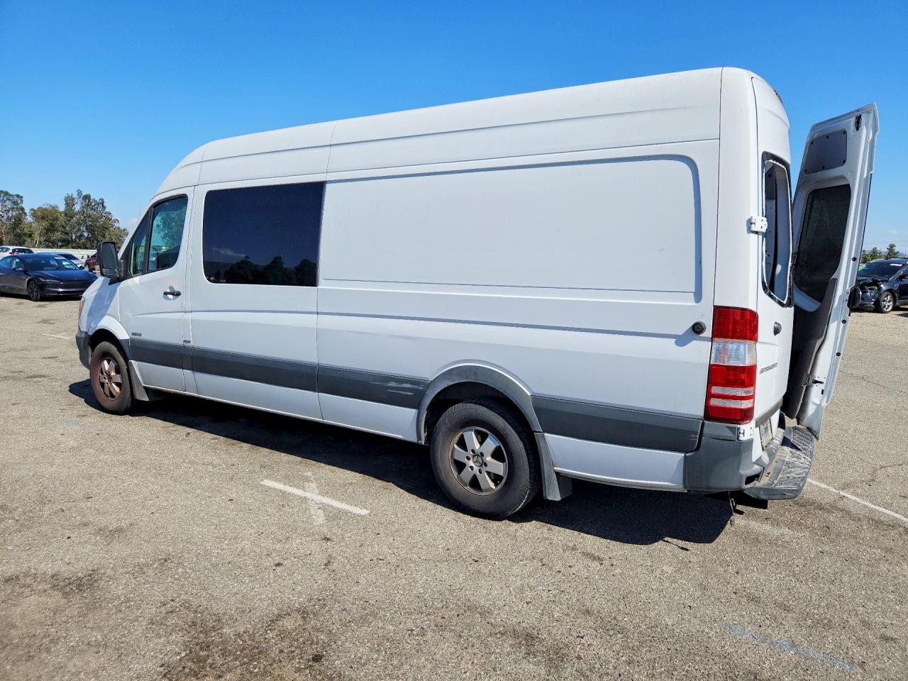 2014 MERCEDES-BENZ SPRINTER 2500 — снимка 2