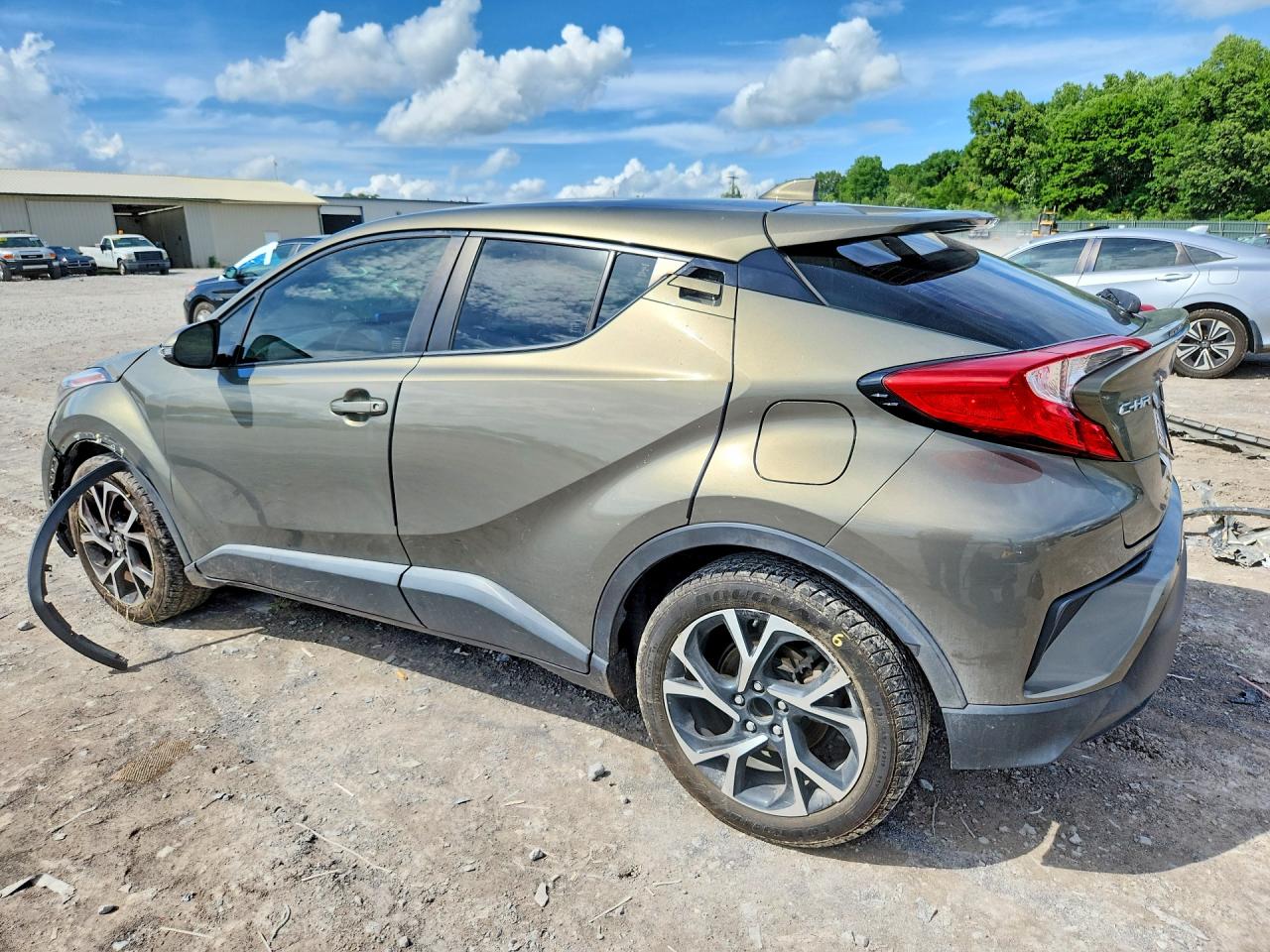 2021 TOYOTA C-HR XLE — снимка 2