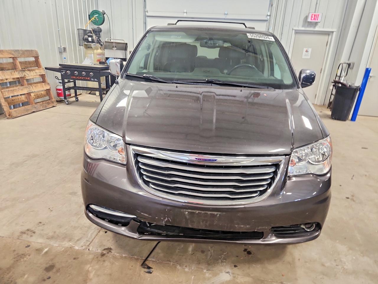 2015 CHRYSLER TOWN & COUNTRY TOURING L — снимка 5