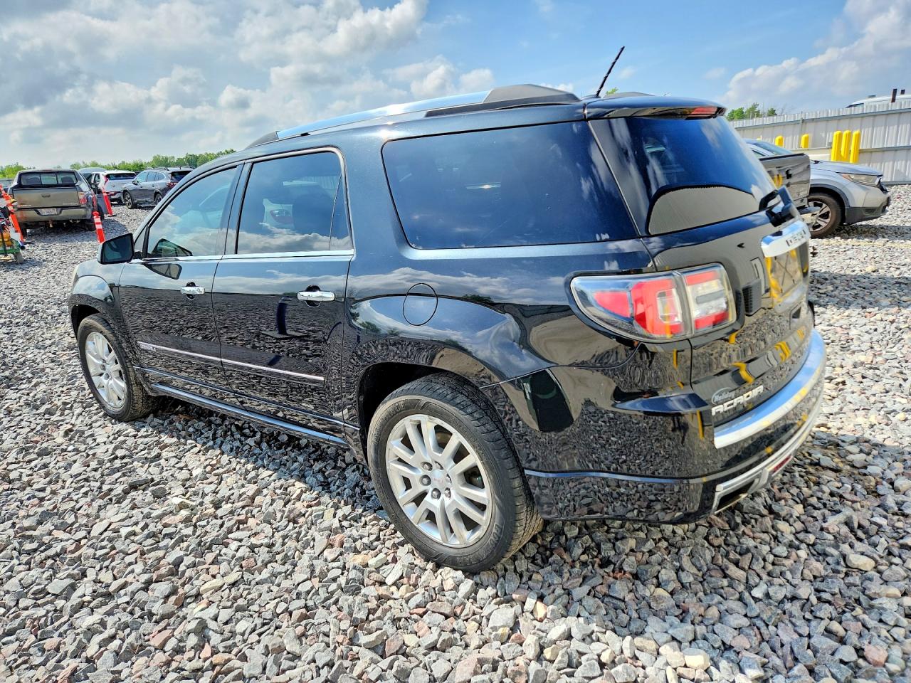 2015 GMC ACADIA DENALI — снимка 2