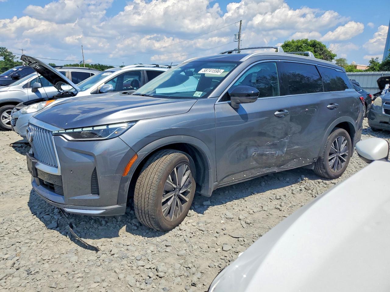 2026 INFINITI QX60 LUXE