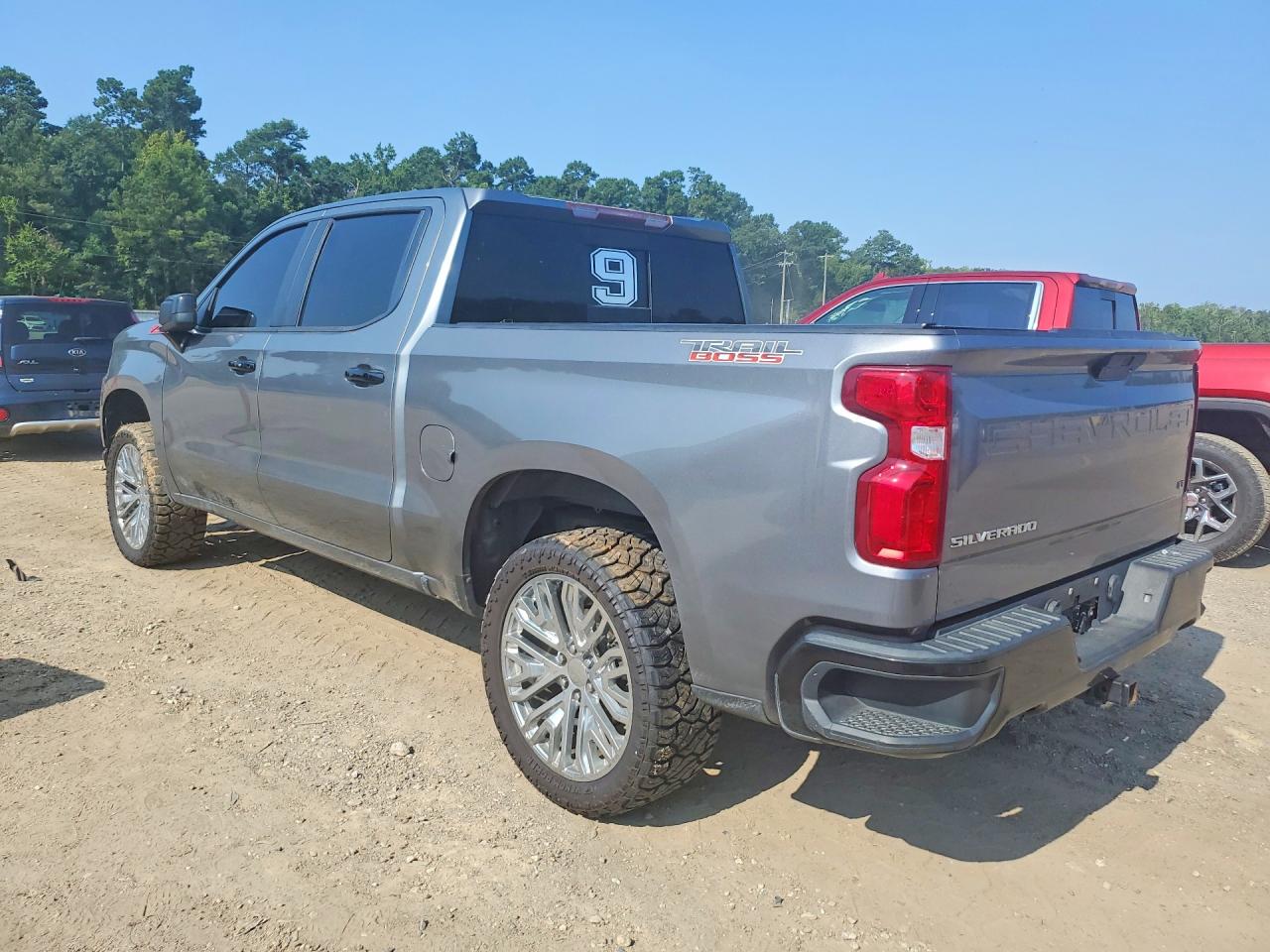 2020 CHEVROLET SILVERADO K1500 LT TRAIL BOSS — снимка 2