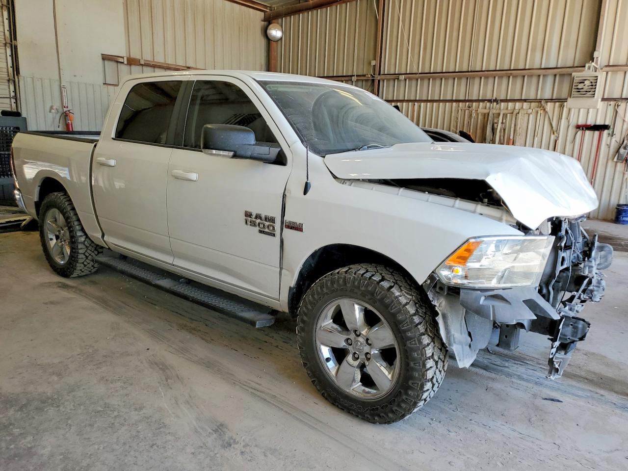 2019 RAM 1500 CLASSIC SLT — снимка 4