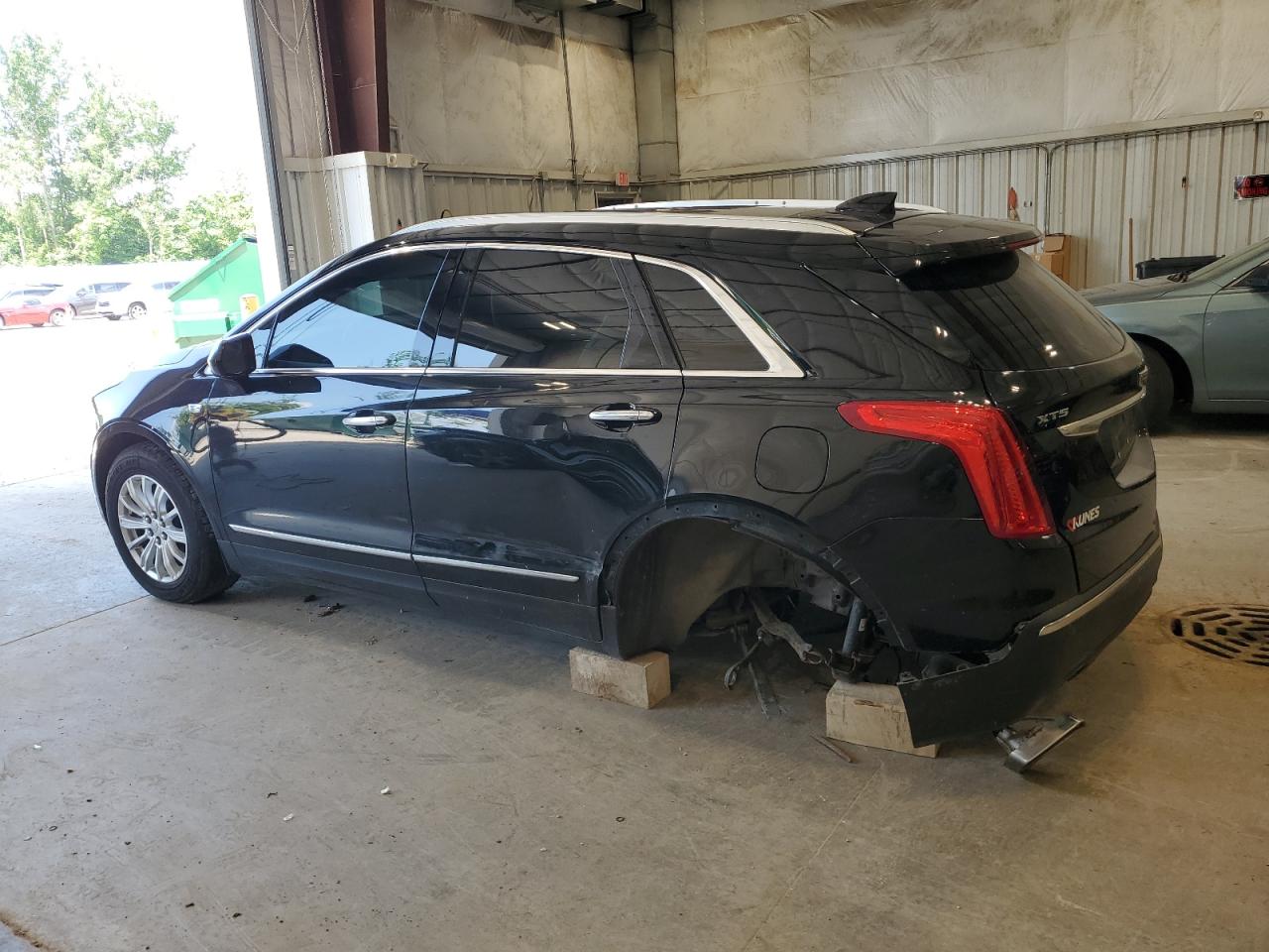 2017 CADILLAC XT5 — снимка 2