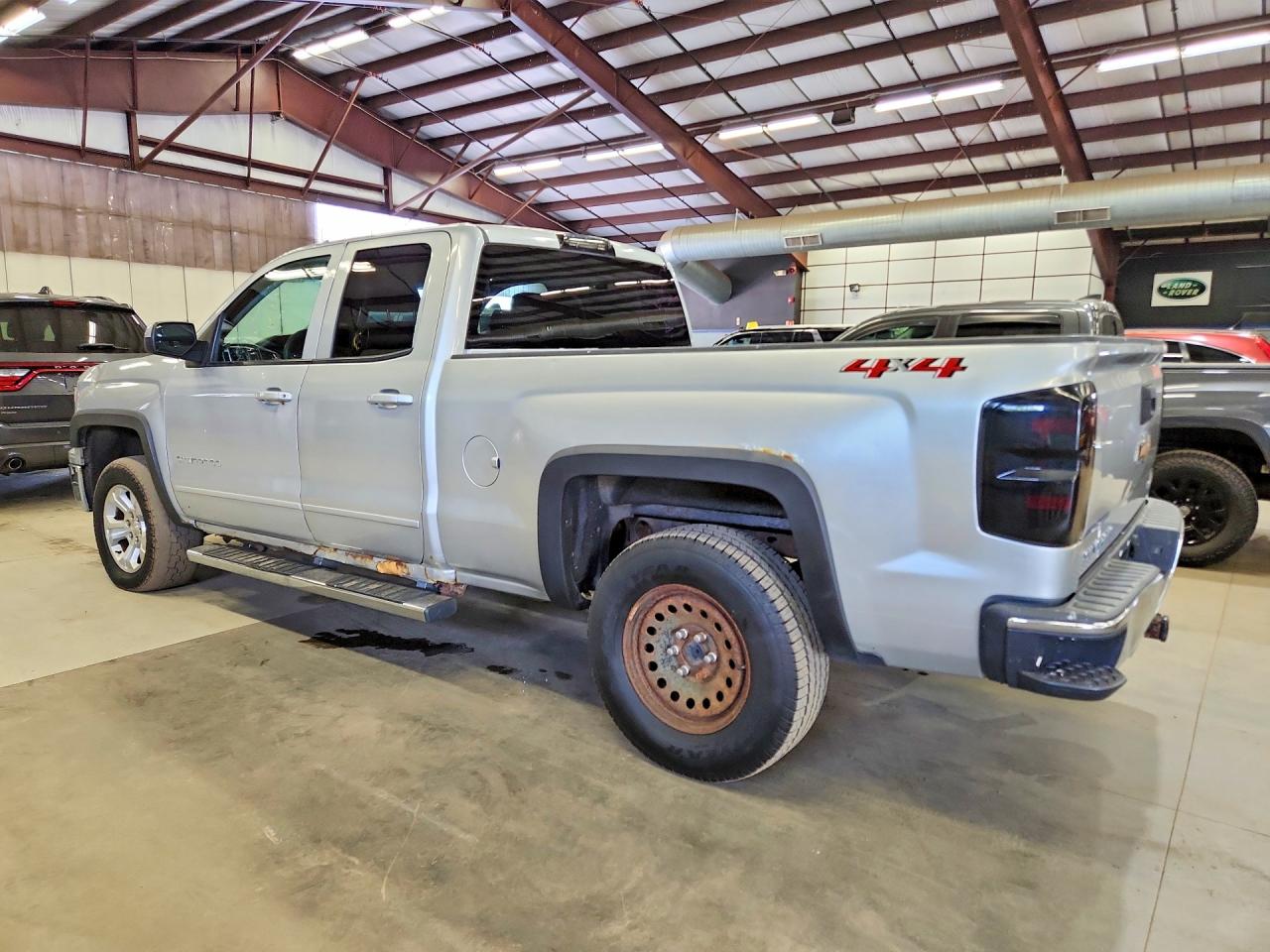 2015 CHEVROLET SILVERADO K1500 LT — снимка 2