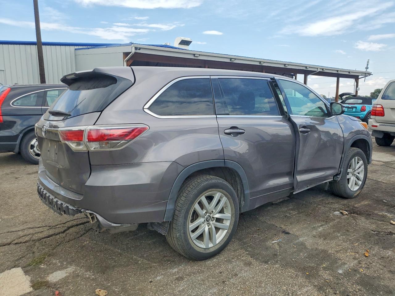 2016 TOYOTA HIGHLANDER LE — снимка 3