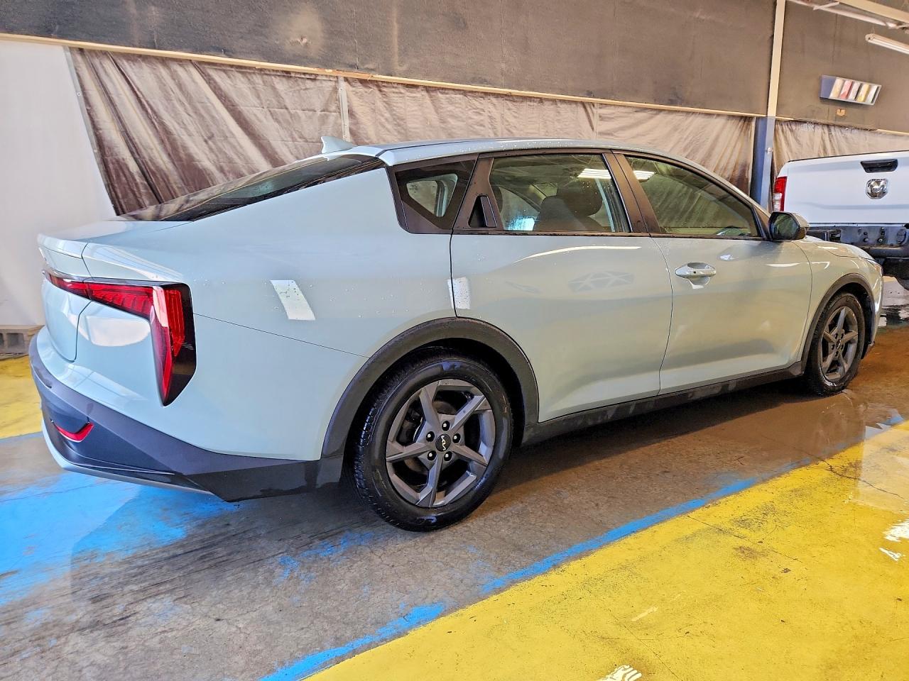 2025 KIA K4 LXS — снимка 3