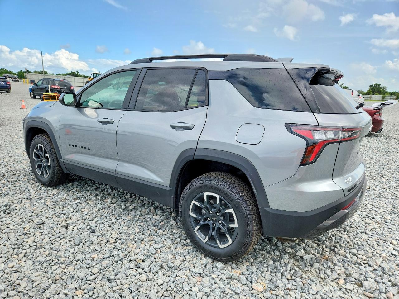 2025 CHEVROLET EQUINOX ACTIV — снимка 2