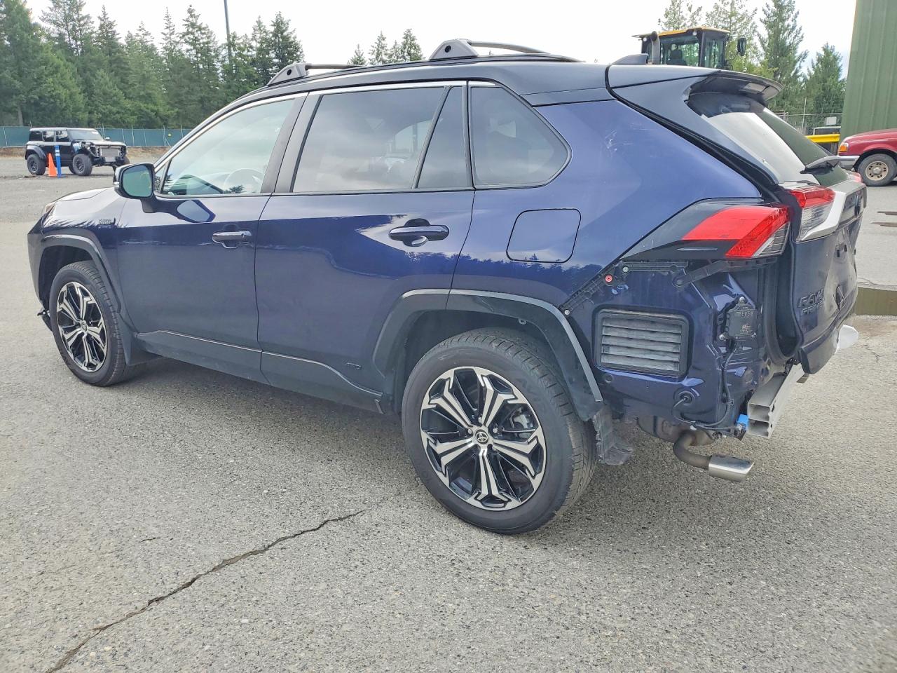 2024 TOYOTA RAV4 PRIME XSE — снимка 2