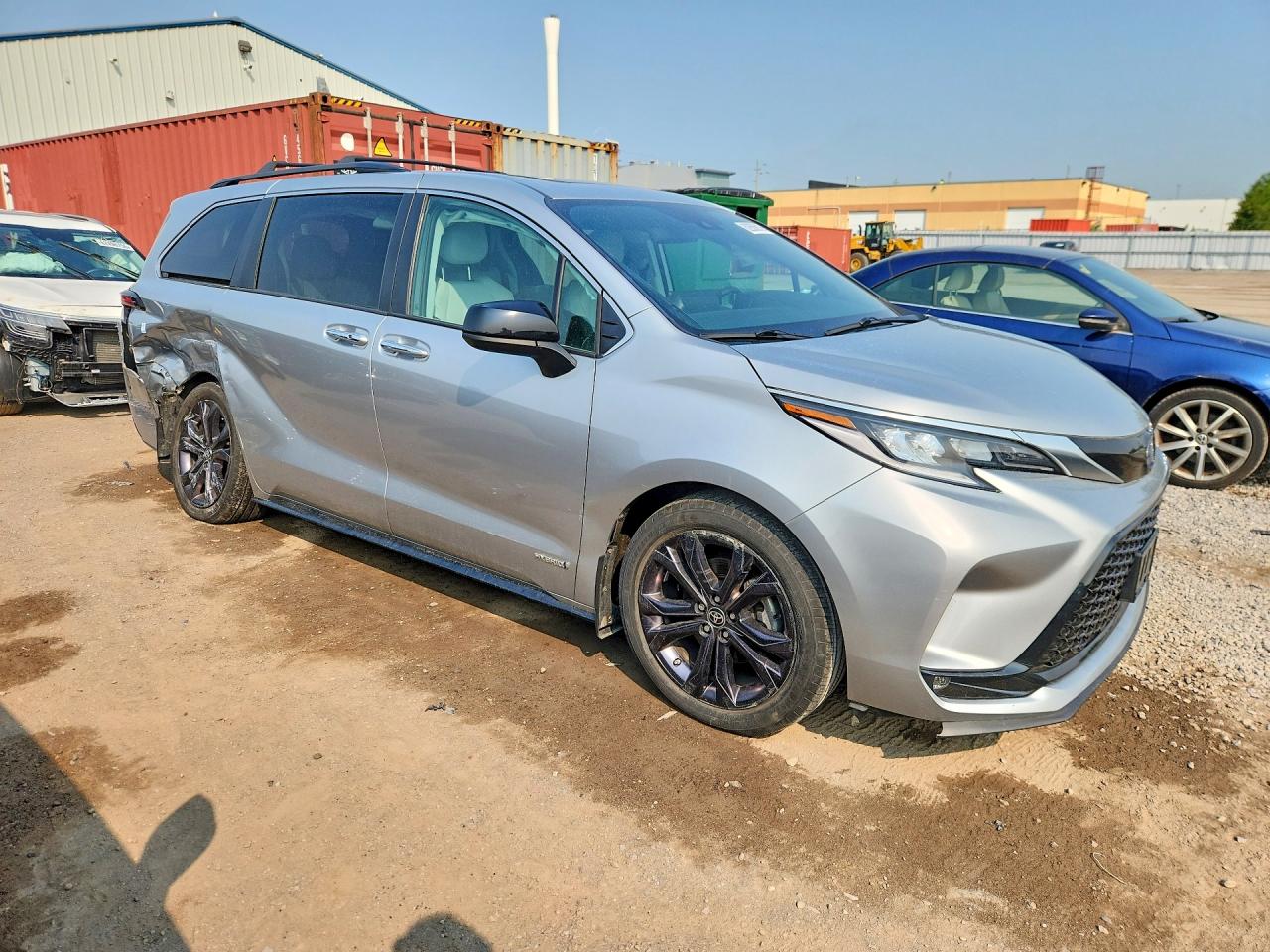 2021 TOYOTA SIENNA LE — снимка 4