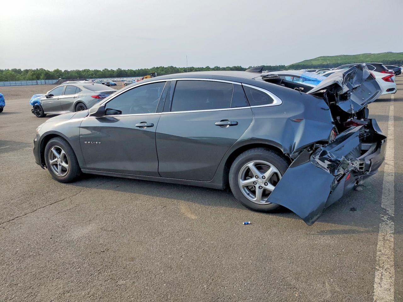 2018 CHEVROLET MALIBU LS — снимка 2