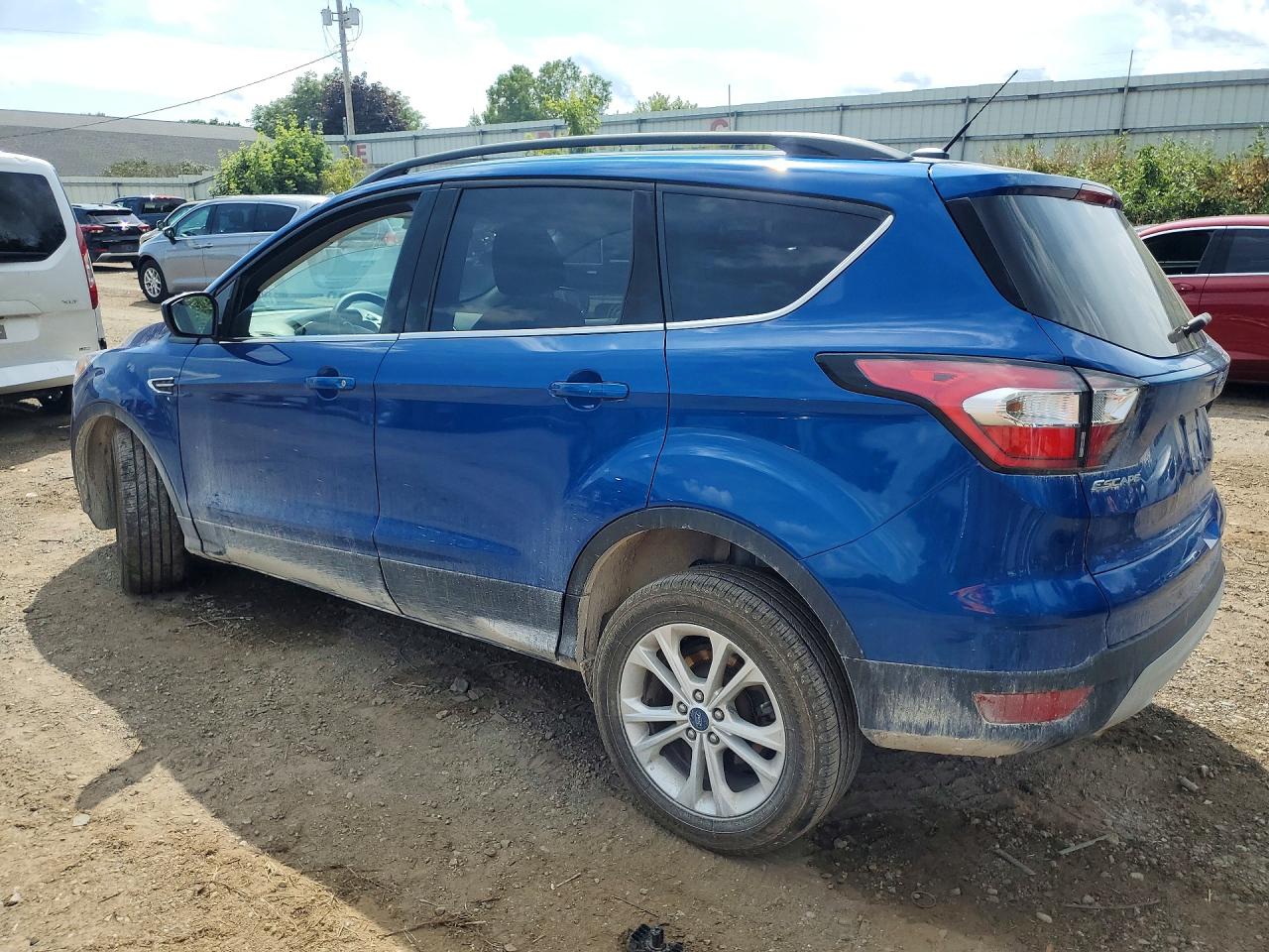 2017 FORD ESCAPE SE — снимка 2