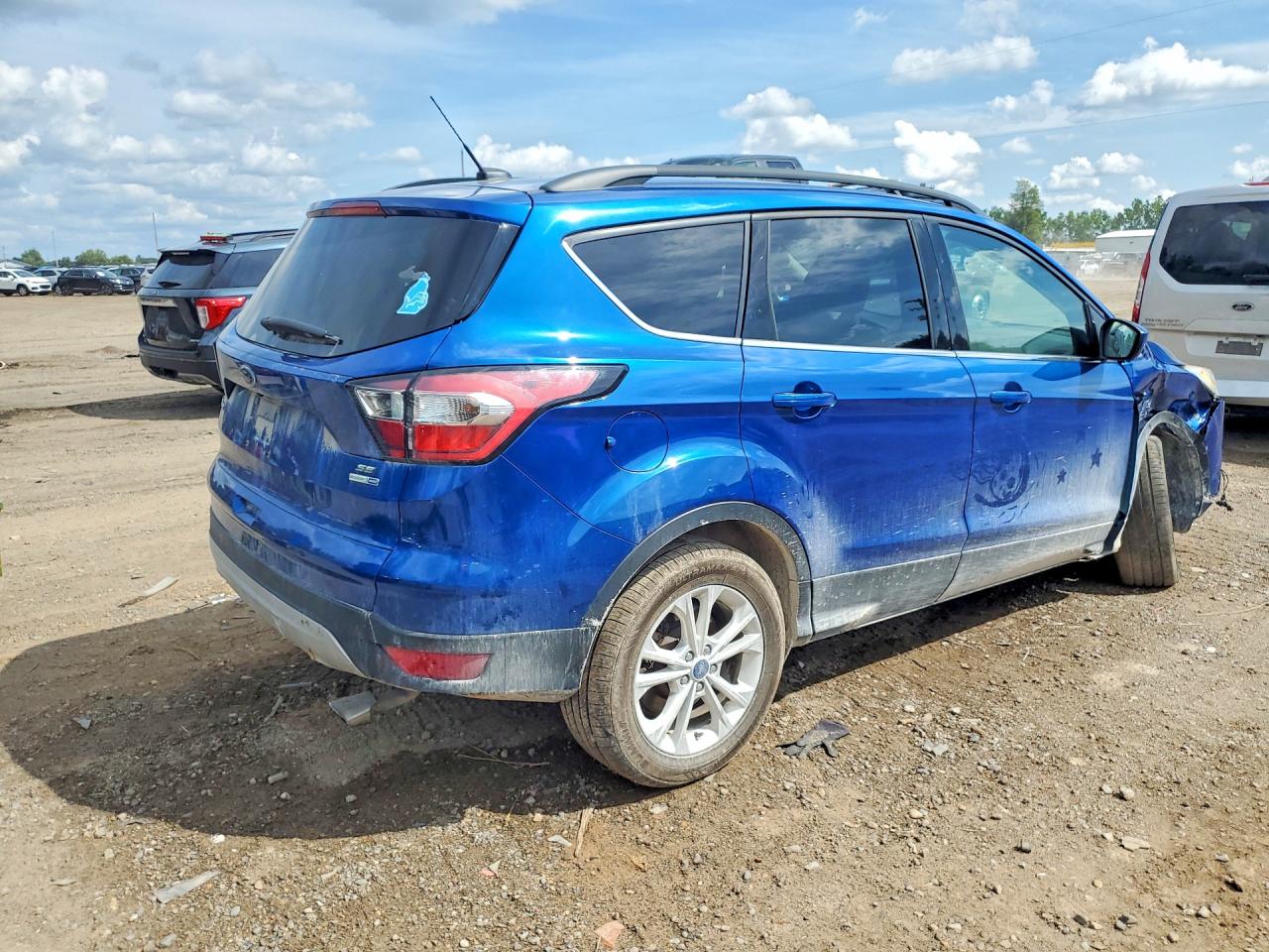 2017 FORD ESCAPE SE — снимка 3