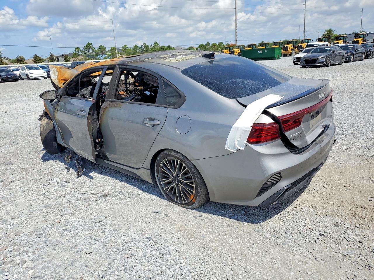 2024 KIA FORTE GT LINE — снимка 2