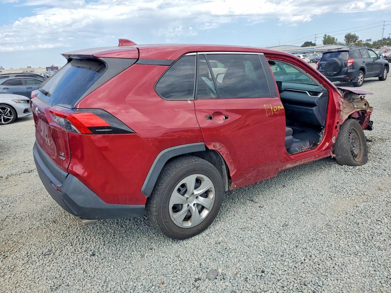 2022 TOYOTA RAV4 LE — снимка 3