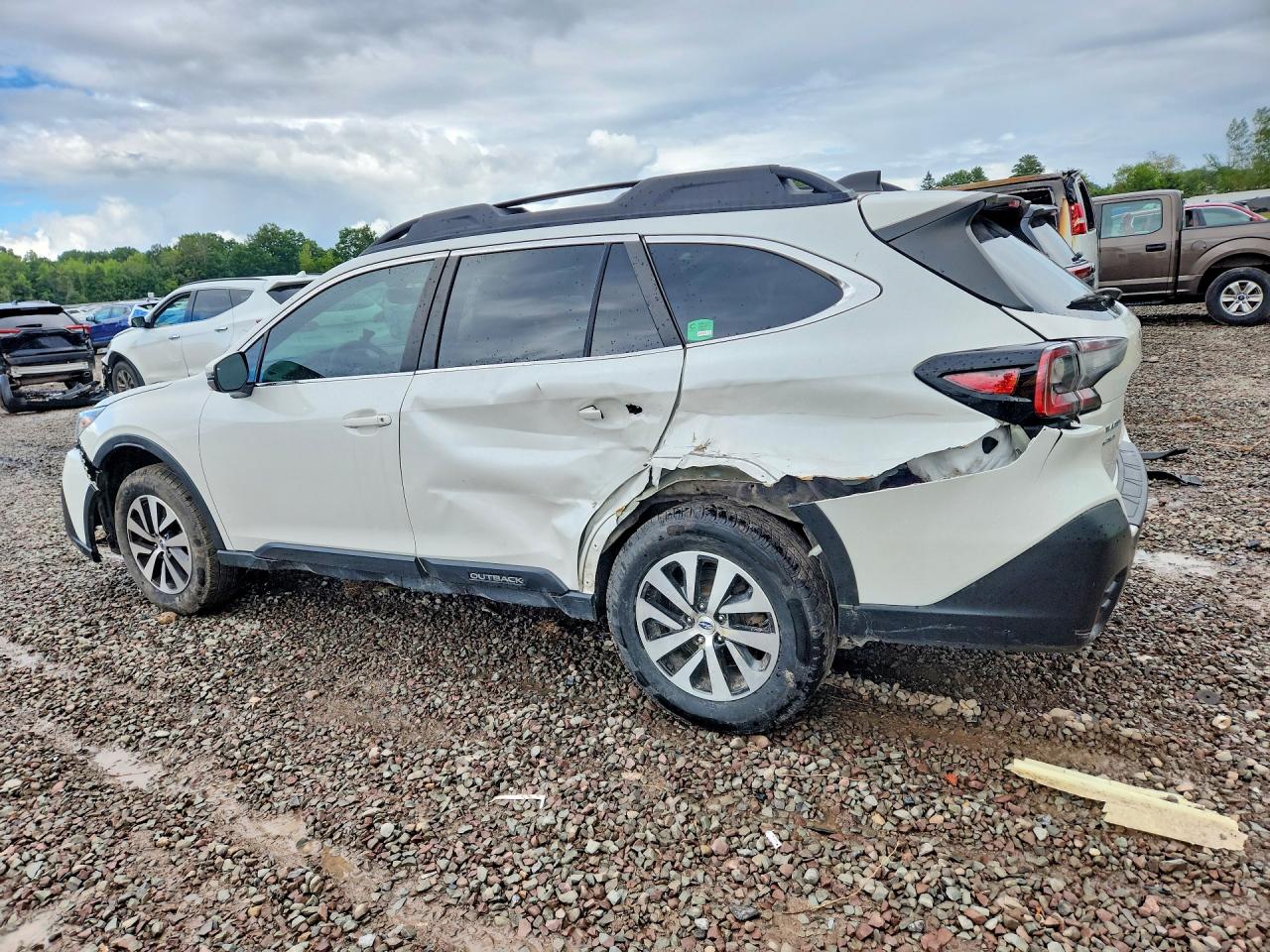 2020 SUBARU OUTBACK PREMIUM — снимка 2