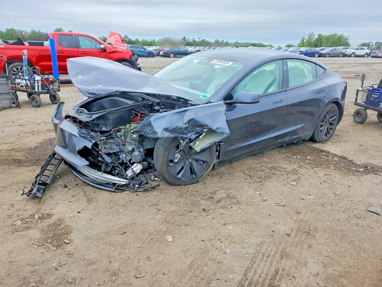 2025 TESLA MODEL 3