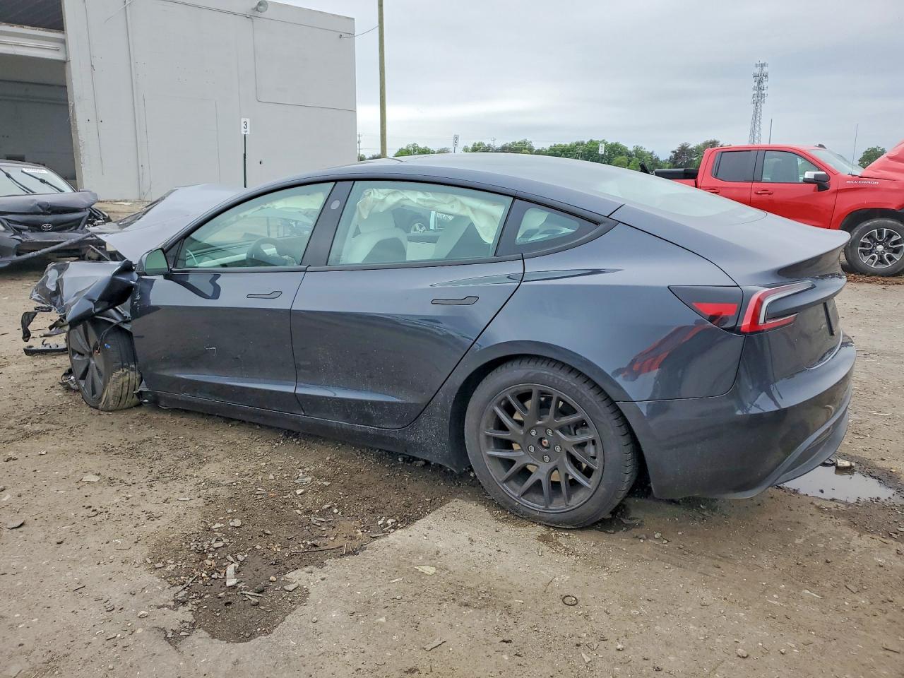 2025 TESLA MODEL 3 — снимка 2
