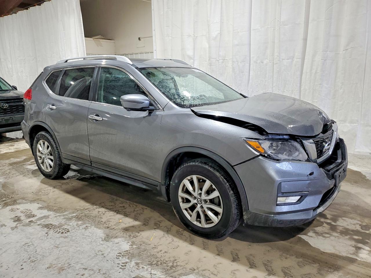2017 NISSAN ROGUE SV — снимка 4