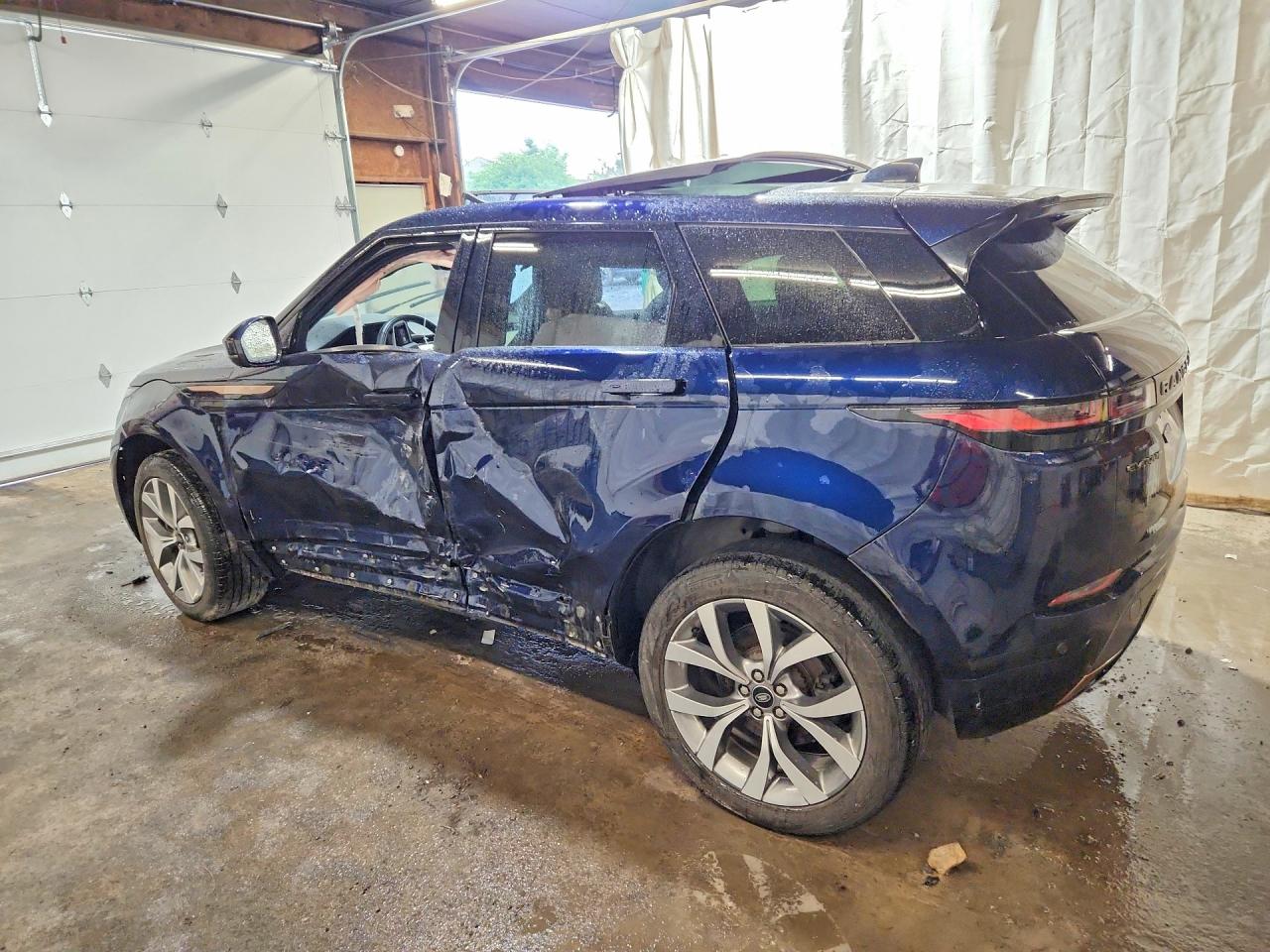 2022 LAND ROVER RANGE ROVER EVOQUE R-DYNAMIC S — снимка 2