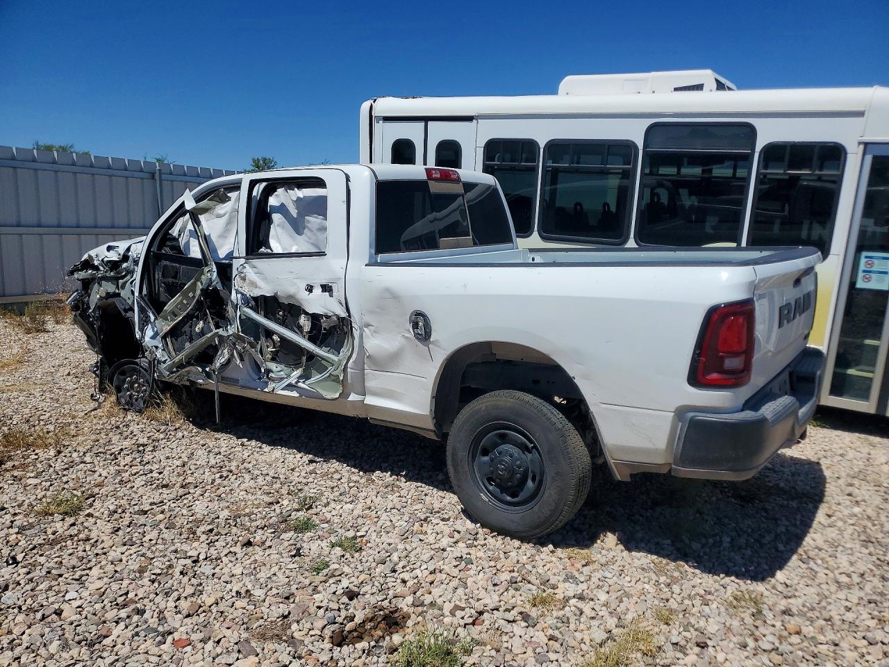 2026 RAM 2500 TRADESMAN — снимка 2