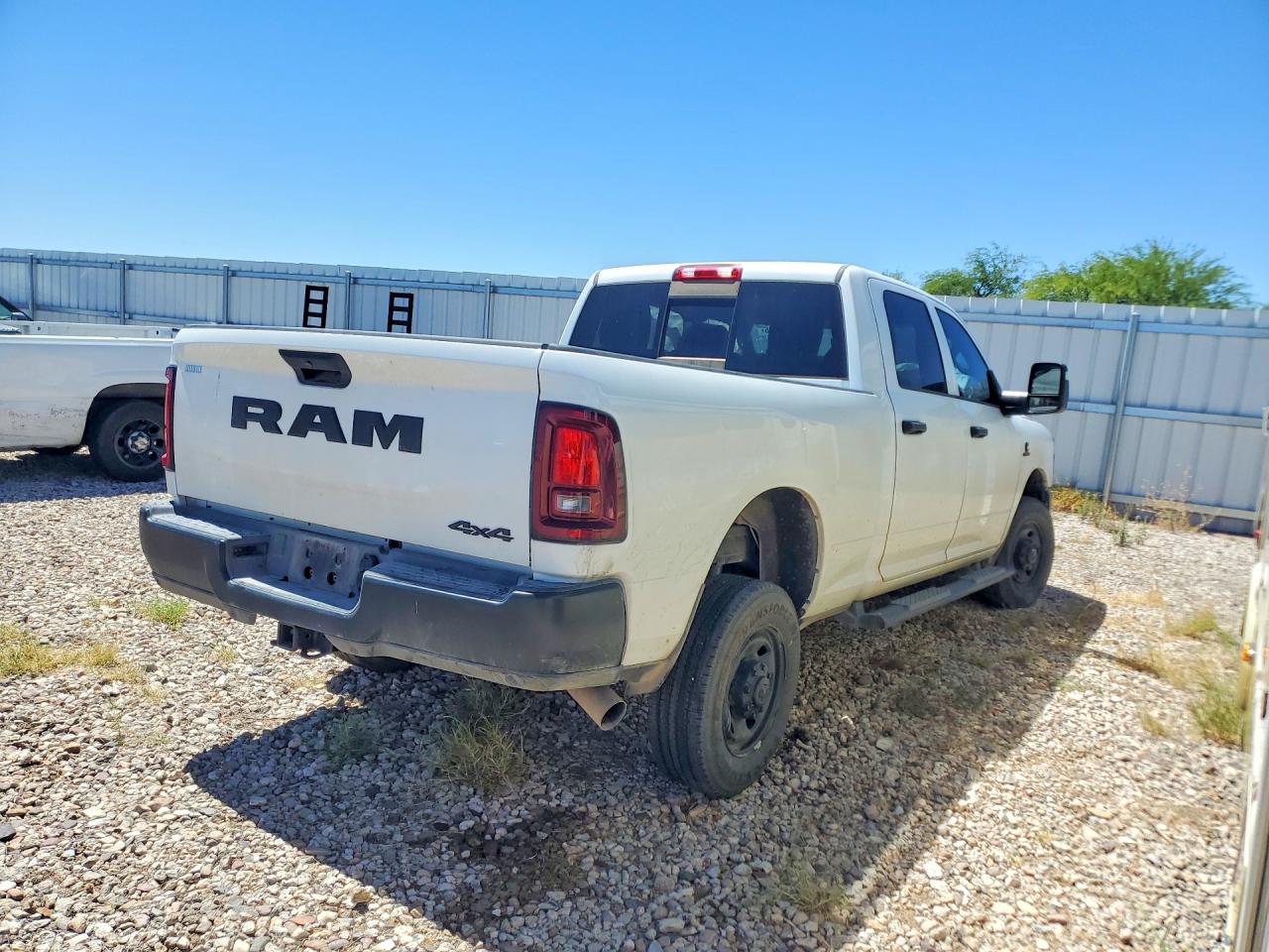 2026 RAM 2500 TRADESMAN — снимка 3