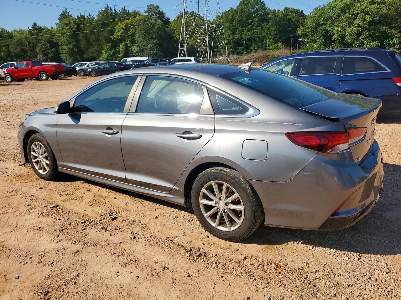 2019 HYUNDAI SONATA SE — снимка 2