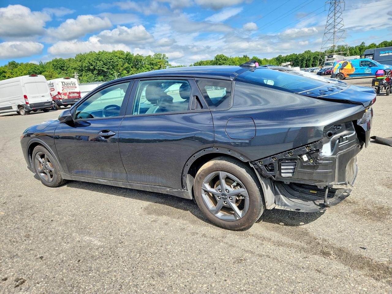 2025 KIA K4 LXS — снимка 2