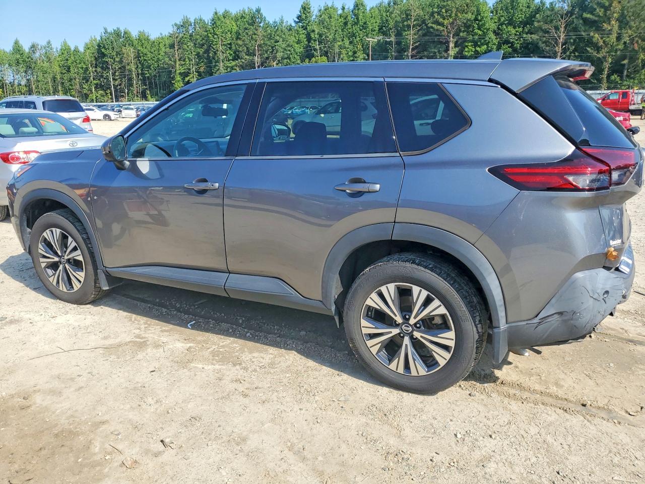 2021 NISSAN ROGUE SV — снимка 2
