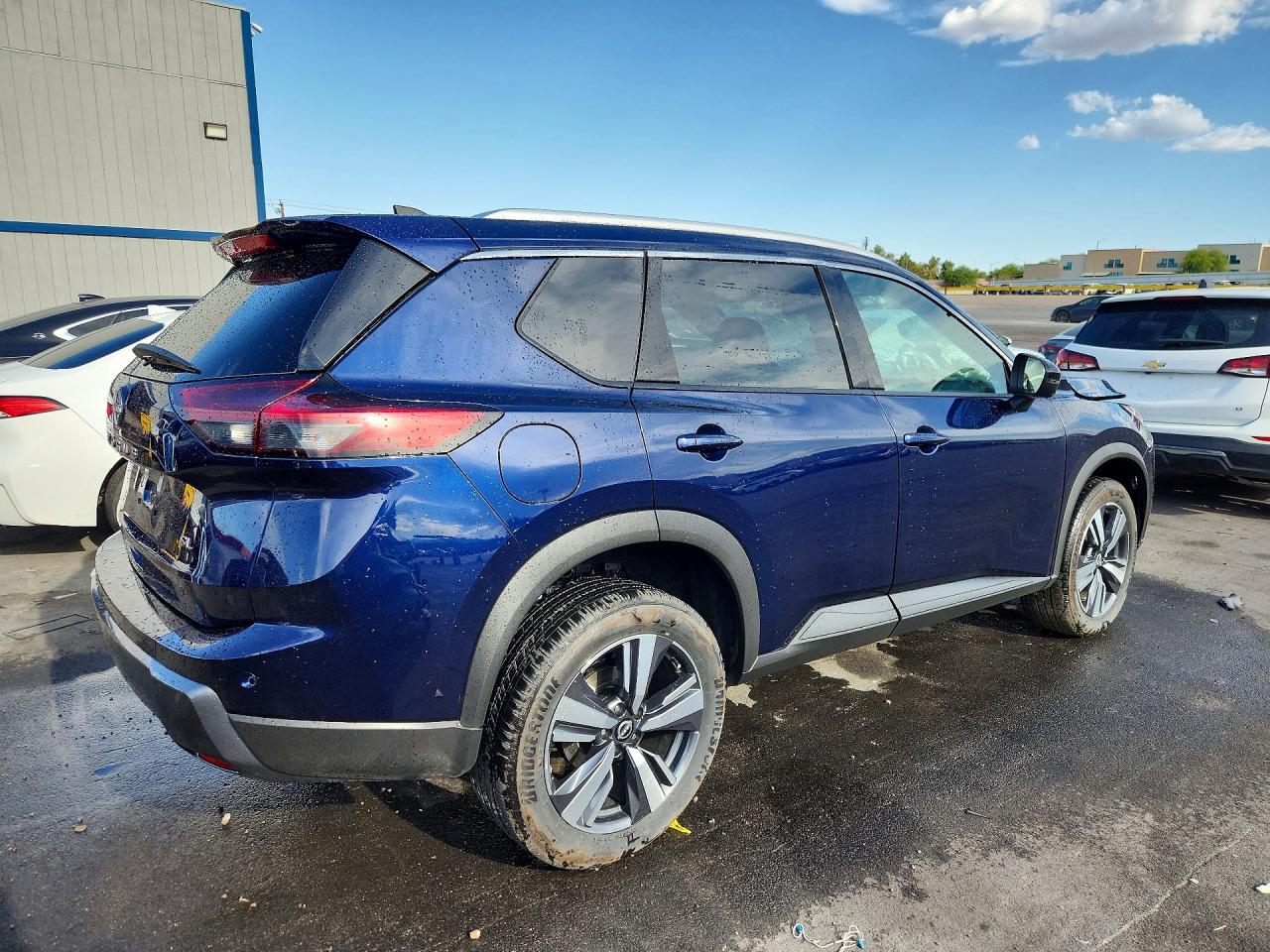2026 NISSAN ROGUE SL — снимка 3
