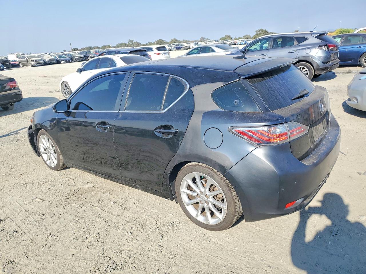 2013 LEXUS CT 200 — снимка 2